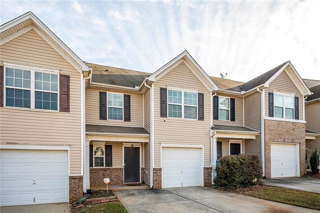 354 Lobdale Falls Drive, Lawrenceville, GA 30045 — most recent listing photo