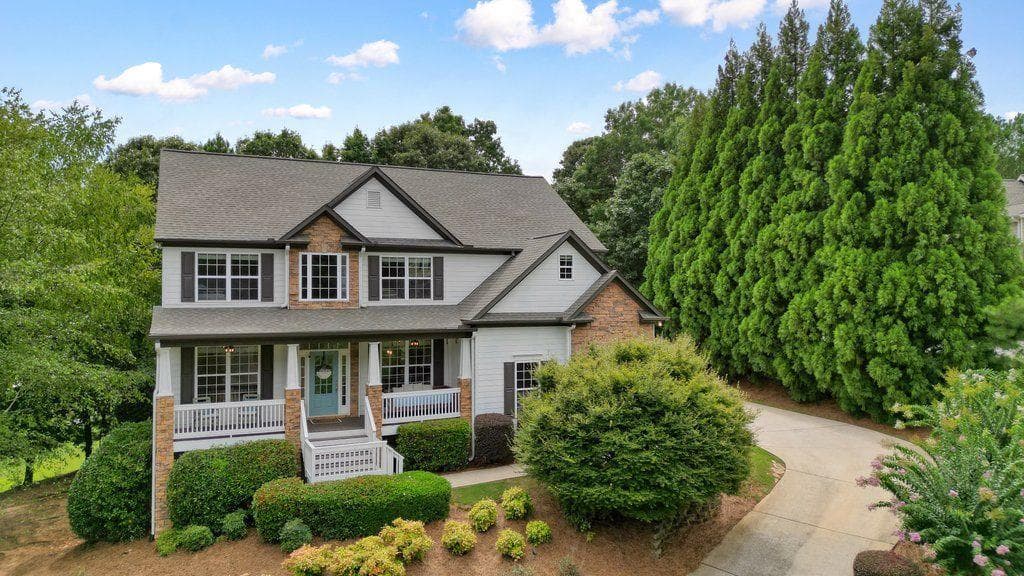 4 bedroom, 4 bathroom, 4,300 sq ft single family residence sold at 133 Copper Hills Drive, Canton, GA 30114