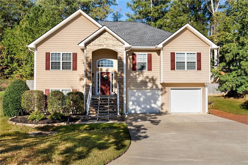 4 bedroom, 3 bathroom single family residence sold at 66 Highlander Trail, Rome, GA 30165