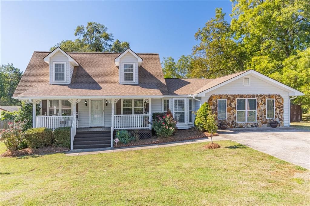 4 bedroom, 3 bathroom, 1,948 sq ft single family residence sold at 3488 POPLAR SPRINGS Road, Gainesville, GA 30507