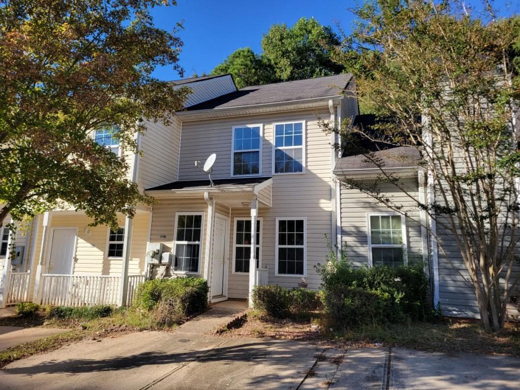 2 bedroom, 2 bathroom townhouse sold at 6348 Wellington Walk Way, Lithonia, GA 30058
