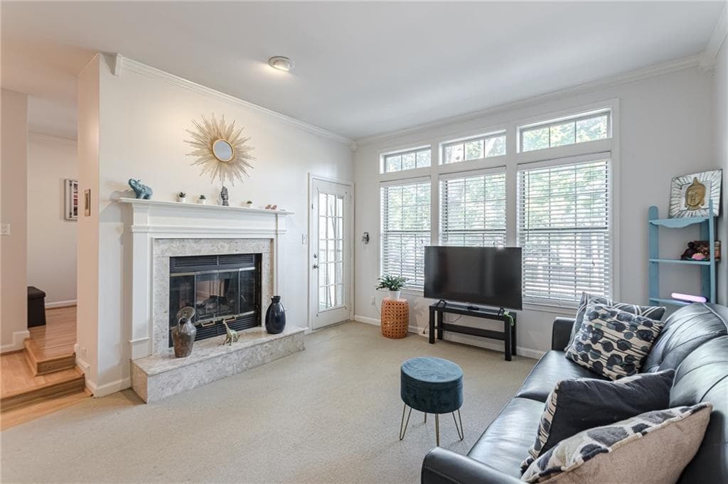 1 bedroom, 1 bathroom condominium sold at 240 Renaissance Parkway 104, Atlanta, GA 30308