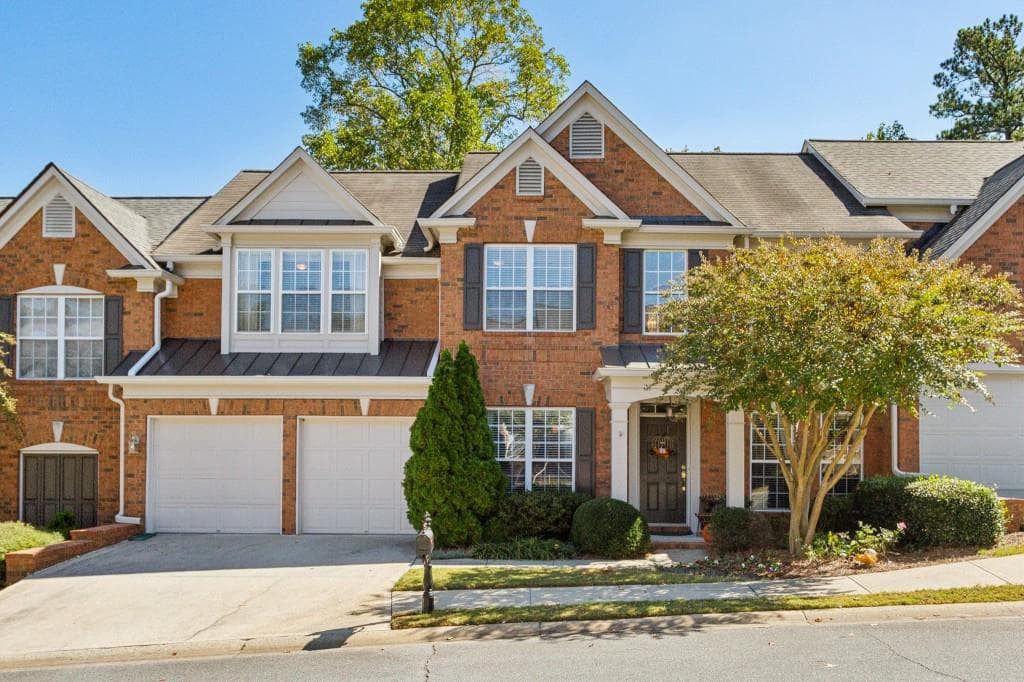 3 bedroom, 3 bathroom, 2,722 sq ft townhouse sold at 155 Westchester Drive, Smyrna, GA 30082