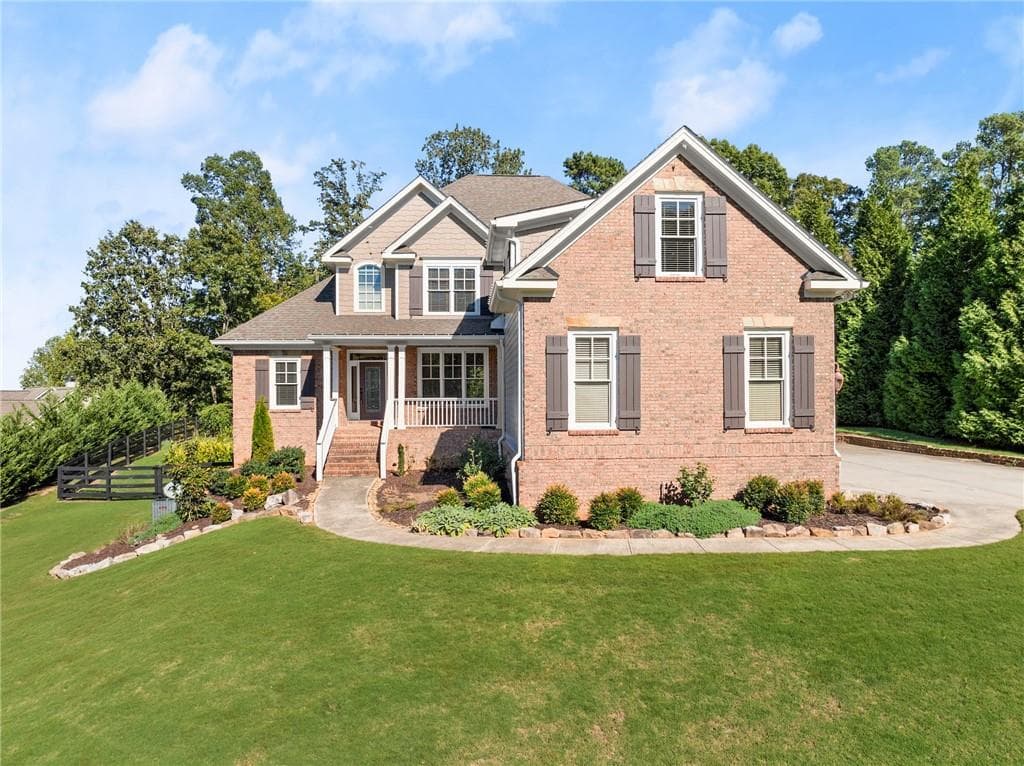 4 bedroom, 4 bathroom, 4,586 sq ft single family residence sold at 4454 T Moore Road, Oakwood, GA 30566
