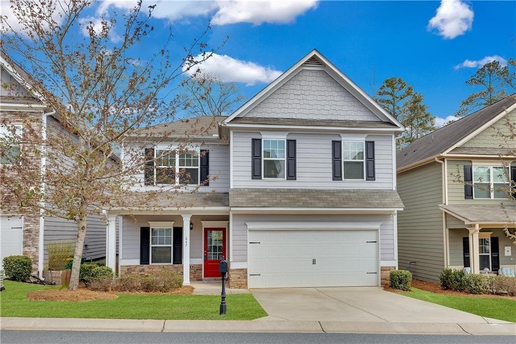 4 bedroom, 3 bathroom, 2,600 sq ft single family residence sold at 647 Georgia Way, Woodstock, GA 30188