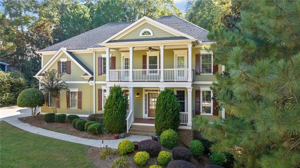 8 bedroom, 6 bathroom, 6,028 sq ft single family residence sold at 323 River Green Avenue, Canton, GA 30114