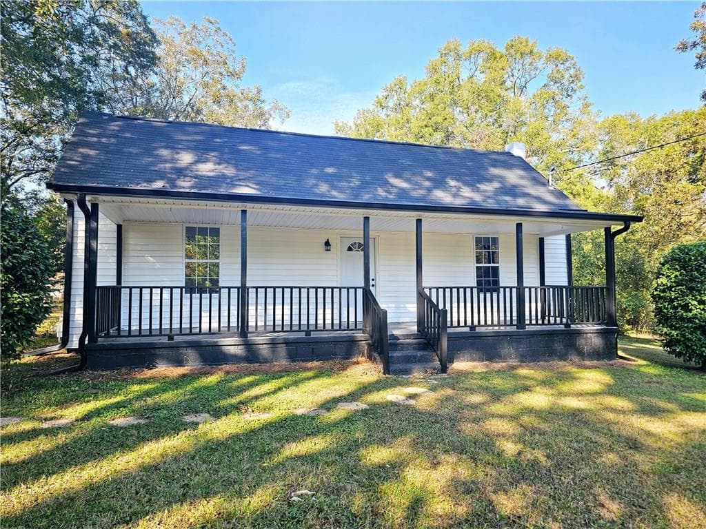 3 bedroom, 2 bathroom, 1,760 sq ft single family residence sold at 420 Salenist, Washington, GA 30673