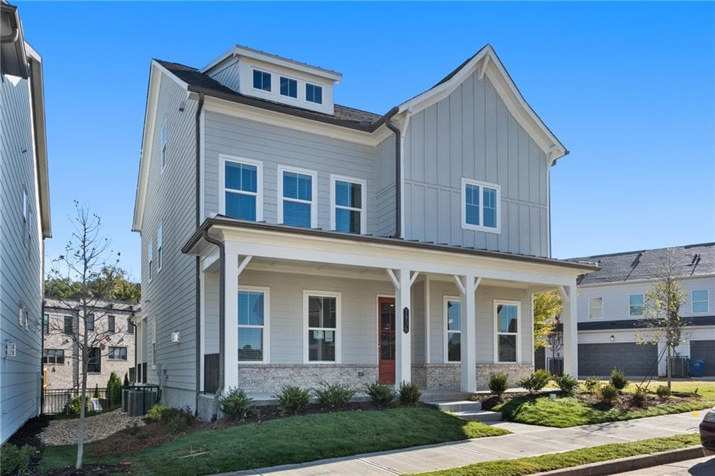 4 bedroom, 4 bathroom single family residence sold at 1936 Stanfield Avenue, Atlanta, GA 30318