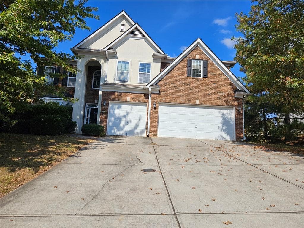 5 bedroom, 4 bathroom, 4,216 sq ft single family residence sold at 2960 Bluestone Drive, Atlanta, GA 30331