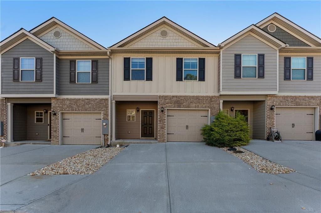 1408 Creel Lane, Atlanta, GA 30349 — most recent listing photo