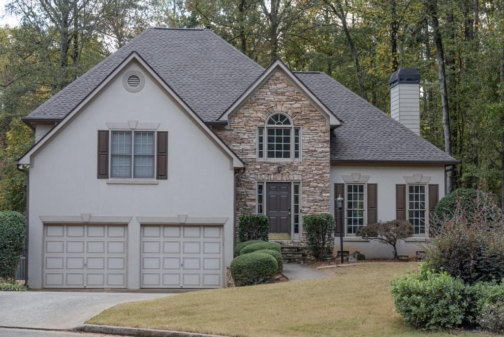5 bedroom, 3 bathroom, 3,071 sq ft single family residence sold at 4471 Battleview Place, Smyrna, GA 30082