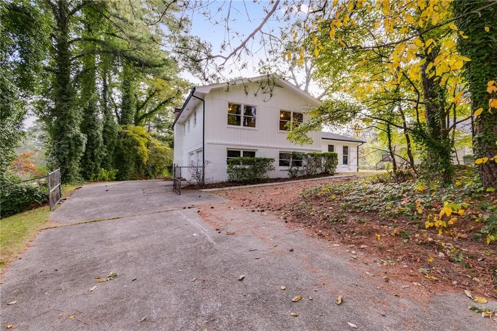 6700 COLLIER Way, Riverdale, GA 30296 — most recent listing photo