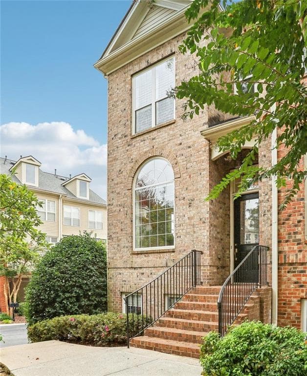 3 bedroom, 4 bathroom, 2,054 sq ft townhouse sold at 1122 Providence Place, Decatur, GA 30033