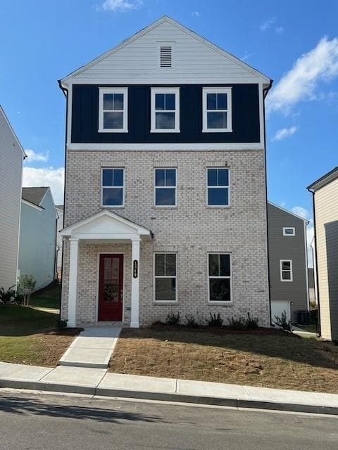 4 bedroom, 4 bathroom, 2,471 sq ft single family residence sold at 1348 Creekside Circle, Atlanta, GA 30318