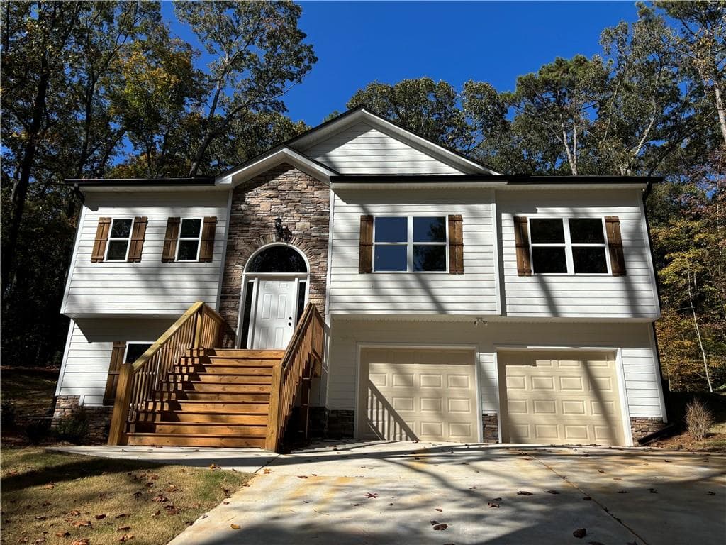 4 bedroom, 3 bathroom single family residence sold at 92 E Mourning Dove Court, Monticello, GA 31064