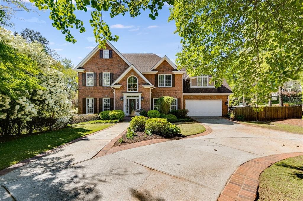 6 bedroom, 5 bathroom, 4,075 sq ft single family residence sold at 4401 Oliver Lane, Douglasville, GA 30135
