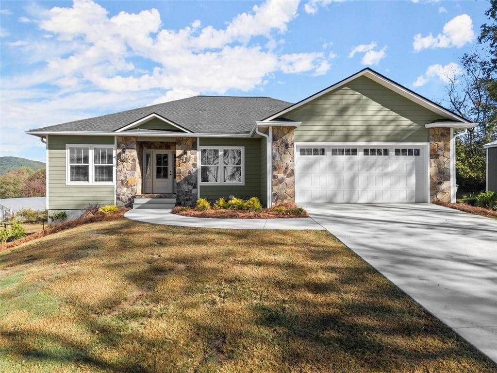 5 bedroom, 3 bathroom single family residence sold at 5092 WESTMORELAND Road, Cleveland, GA 30528