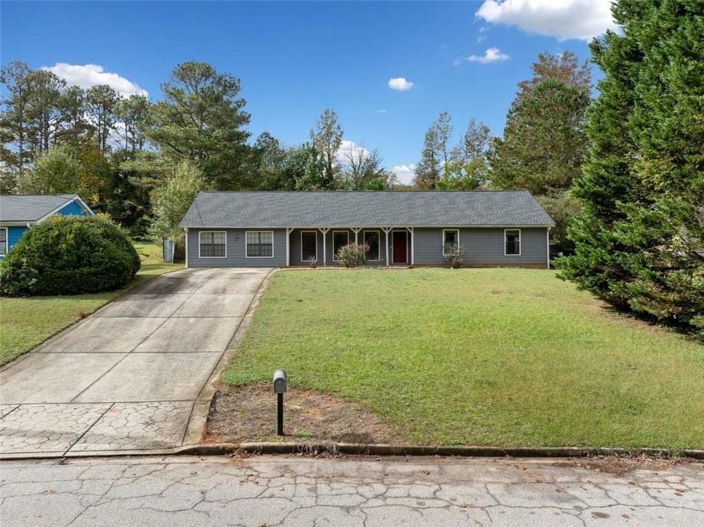 3 bedroom, 3 bathroom single family residence sold at 1737 Dunbarton Drive, Lithonia, GA 30058