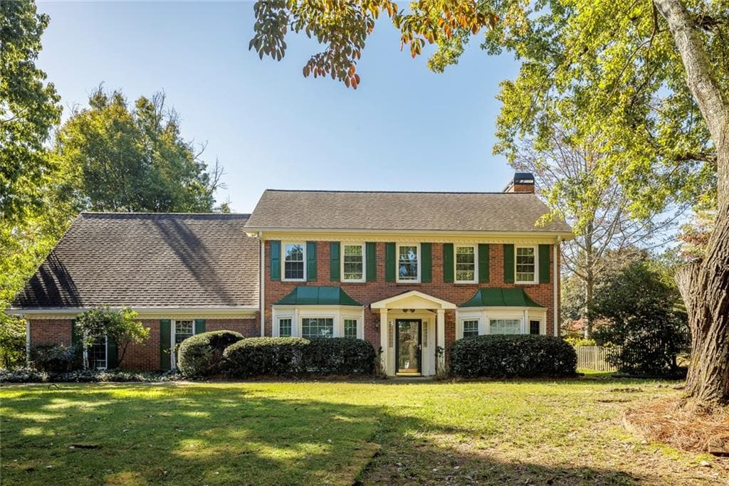 4 bedroom, 3 bathroom, 2,728 sq ft single family residence sold at 255 Zephyr Court, Atlanta, GA 30350