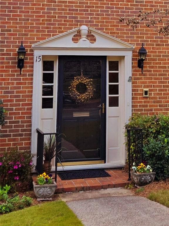 3 bedroom, 3 bathroom, 2,328 sq ft townhouse sold at 4101 Dunwoody Club Drive 15, Atlanta, GA 30350
