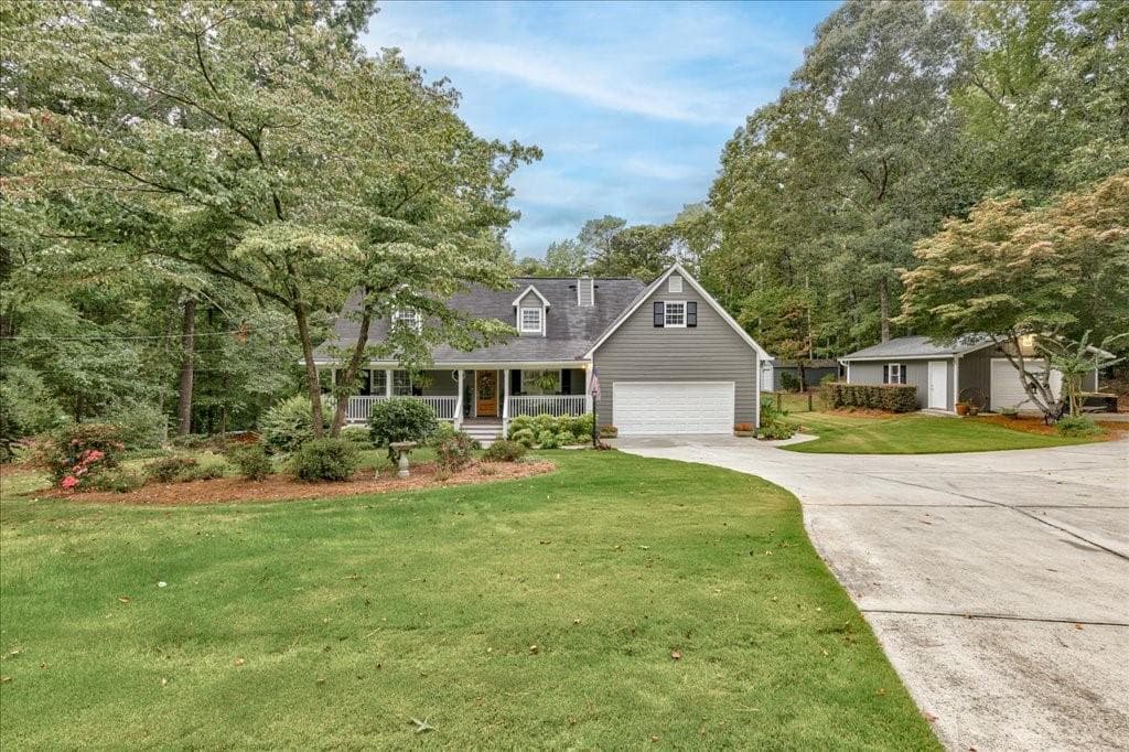 4 bedroom, 3 bathroom, 2,852 sq ft single family residence sold at 398 Austin Bridge Road, Douglasville, GA 30134