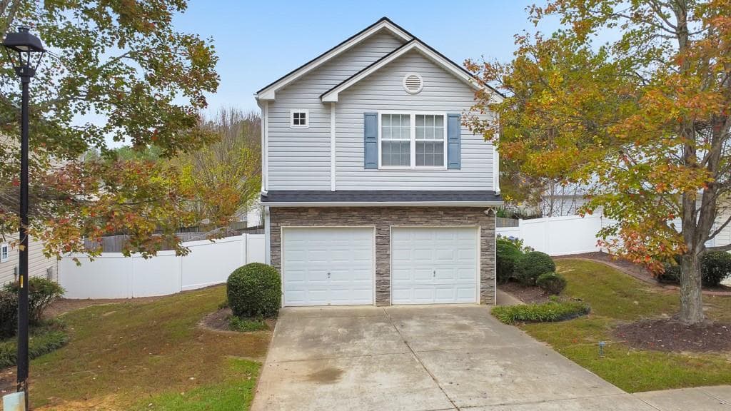 3 bedroom, 3 bathroom, 1,360 sq ft single family residence sold at 246 Silver Ridge Drive, Dallas, GA 30157