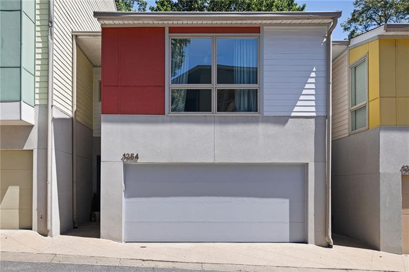 2 bedroom, 2 bathroom, 1,263 sq ft townhouse sold at 1354 Rietveld Row 171, Atlanta, GA 30318