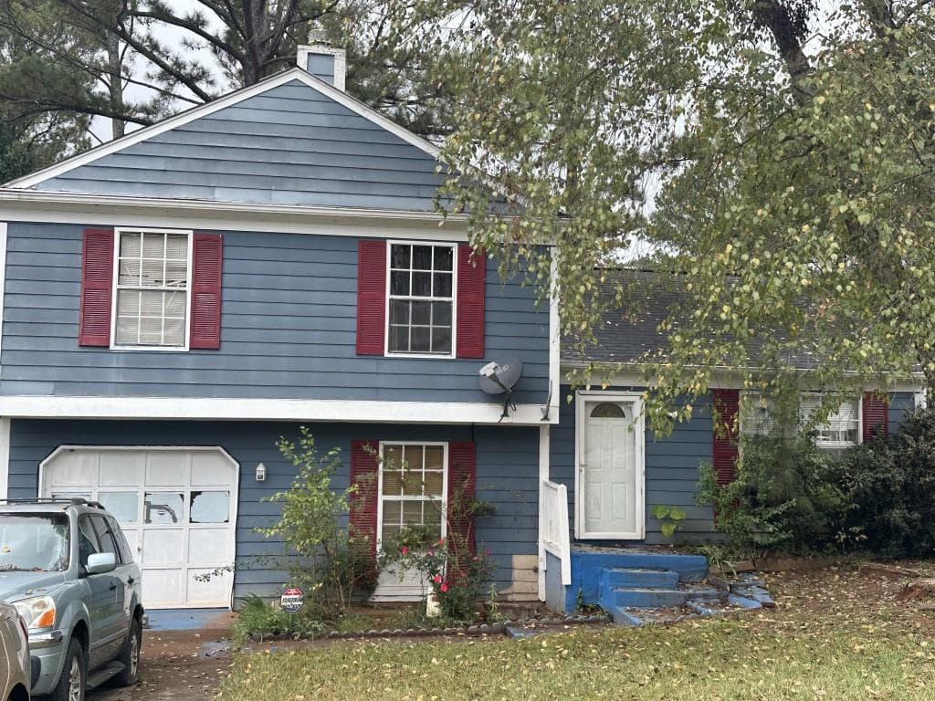 3 bedroom, 3 bathroom, 1,280 sq ft single family residence sold at 5072 Plantation View Trail, Stone Mountain, GA 30088