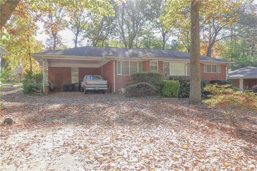 2 bedroom, 2 bathroom single family residence sold at 2530 N Bryan Circle, Atlanta, GA 30344