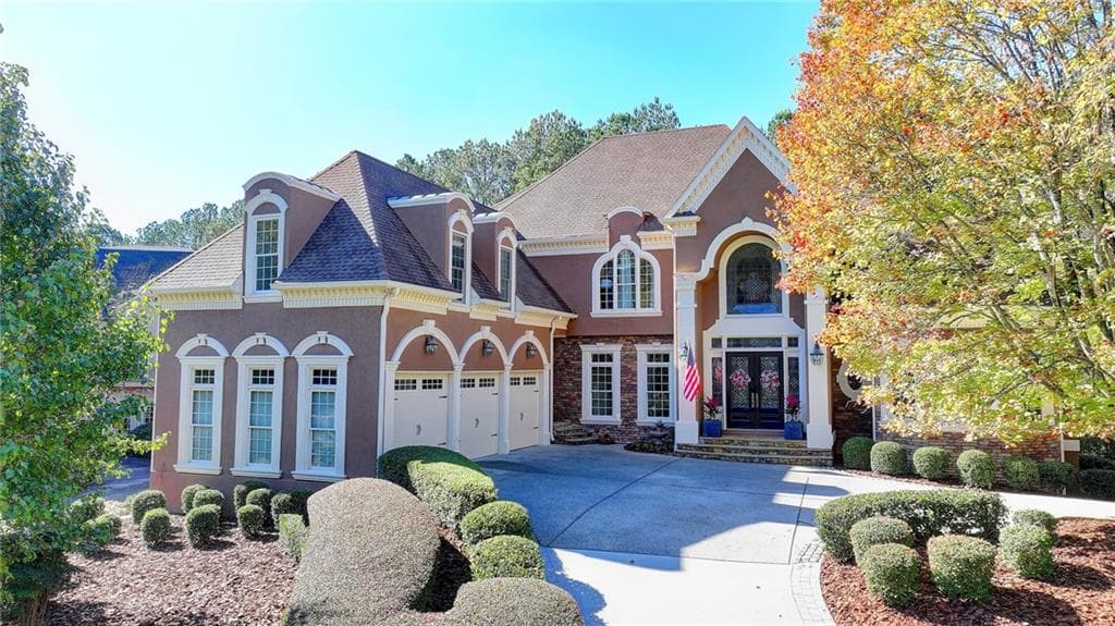 7 bedroom, 8 bathroom single family residence sold at 709 Henley Fields Circle, Johns Creek, GA 30097