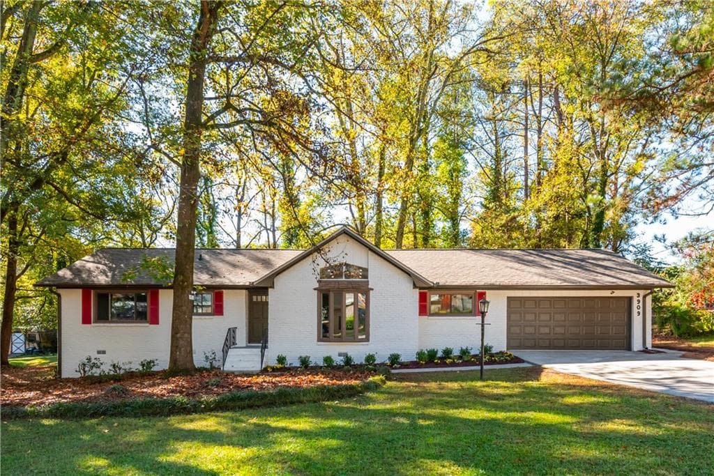 3909 Veracruz Drive, Decatur, GA 30034 — most recent listing photo