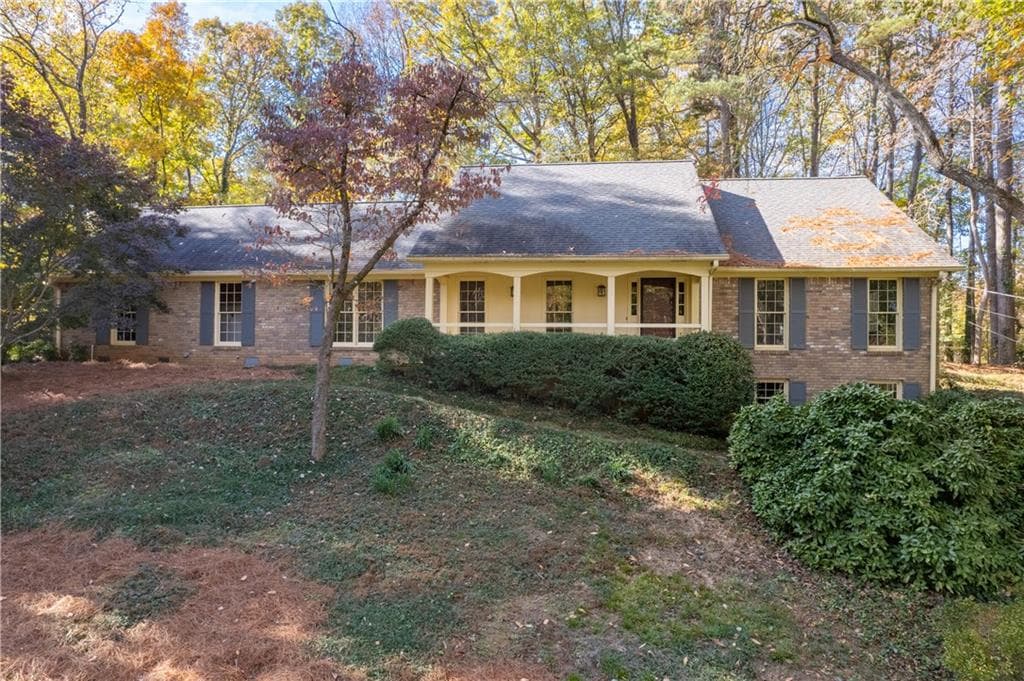 4 bedroom, 4 bathroom, 3,137 sq ft single family residence sold at 7150 Hunters Branch Court, Atlanta, GA 30328
