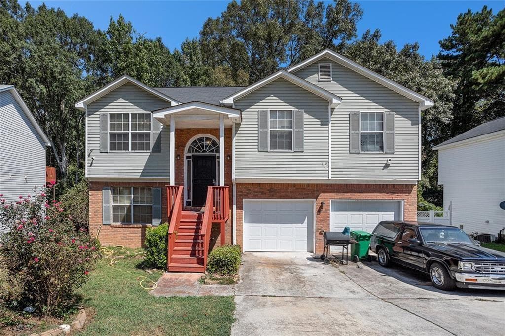 4 bedroom, 3 bathroom, 2,196 sq ft single family residence sold at 5844 Cedar Croft Lane, Lithonia, GA 30058