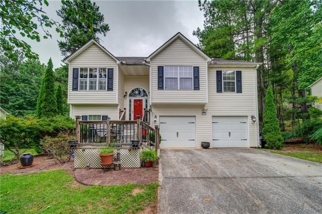 5 bedroom, 3 bathroom, 2,332 sq ft single family residence sold at 4806 Chasebrook Drive, Powder Springs, GA 30127
