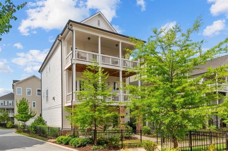 4 bedroom, 4 bathroom, 2,760 sq ft single family residence sold at 911 Luther Street, Atlanta, GA 30318