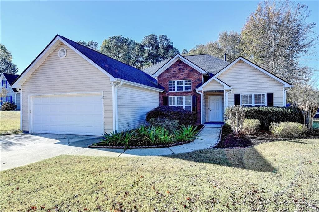 3 bedroom, 2 bathroom, 1,869 sq ft single family residence sold at 468 Bradford Place Lane, Loganville, GA 30052