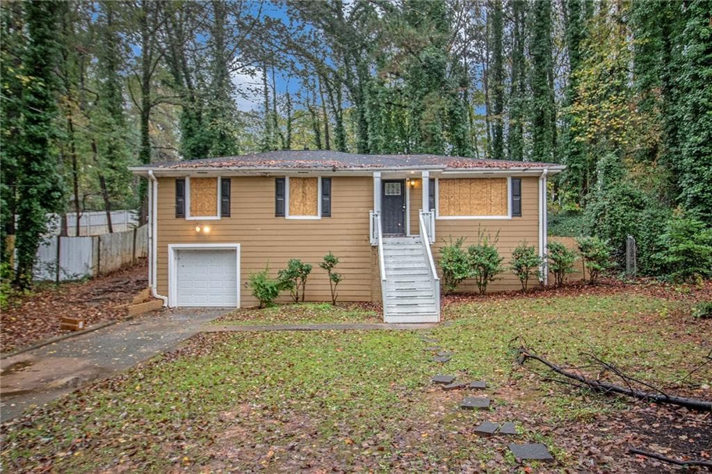5 bedroom, 2 bathroom single family residence sold at 245 E Simon Terrace, Atlanta, GA 30318