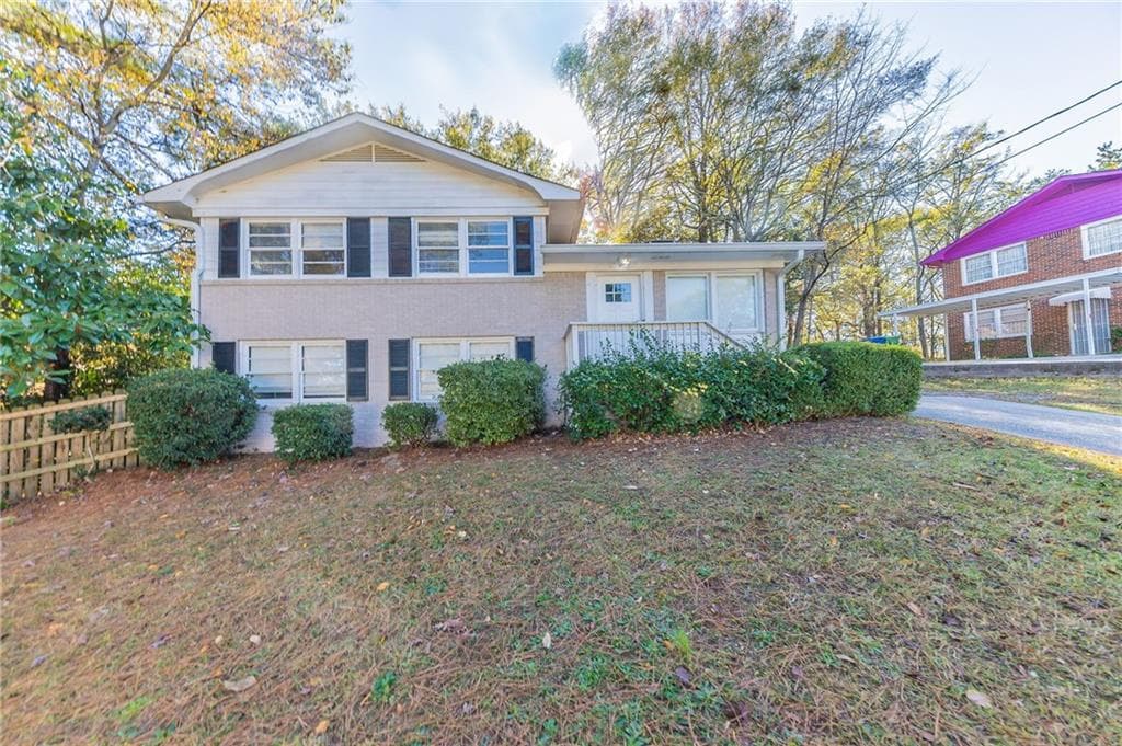 3 bedroom, 2 bathroom single family residence sold at 3940 Rutgers Drive, Atlanta, GA 30331