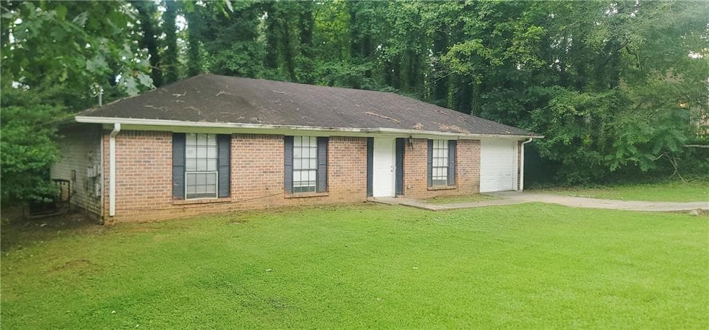 3 bedroom, 2 bathroom single family residence sold at 1967 Singer Way, Lithonia, GA 30058