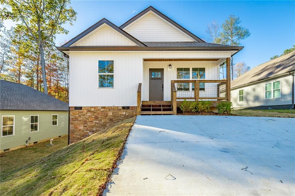 3 bedroom, 2 bathroom single family residence sold at 316 Warrenfells Street, La Fayette, GA 30728