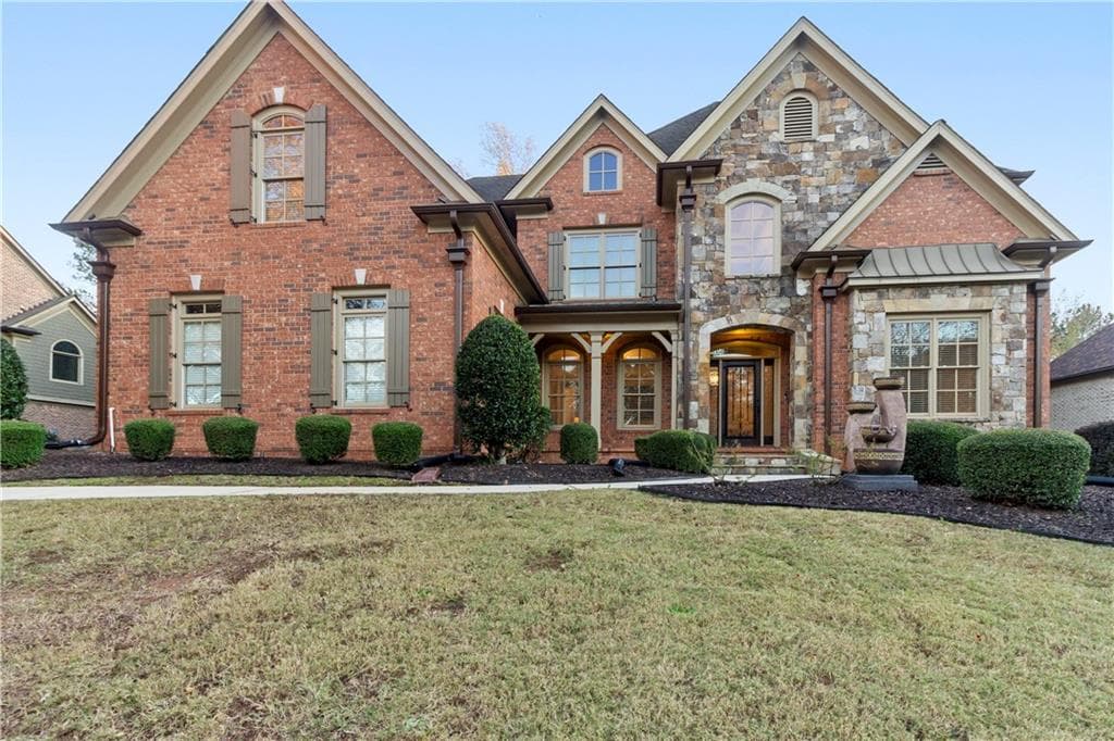 6 bedroom, 5 bathroom, 5,980 sq ft single family residence sold at 5271 Brookhollow Drive, Douglasville, GA 30135
