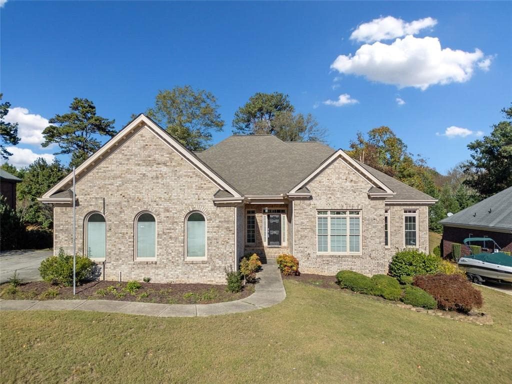 3 bedroom, 4 bathroom single family residence sold at 3954 HERSHEL Drive, Douglasville, GA 30134
