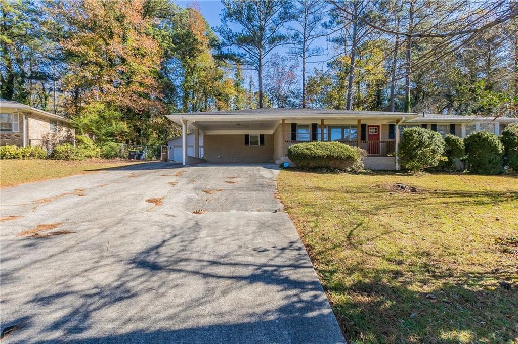 4 bedroom, 2 bathroom, 1,381 sq ft single family residence sold at 6677 Songwood Drive, Austell, GA 30168