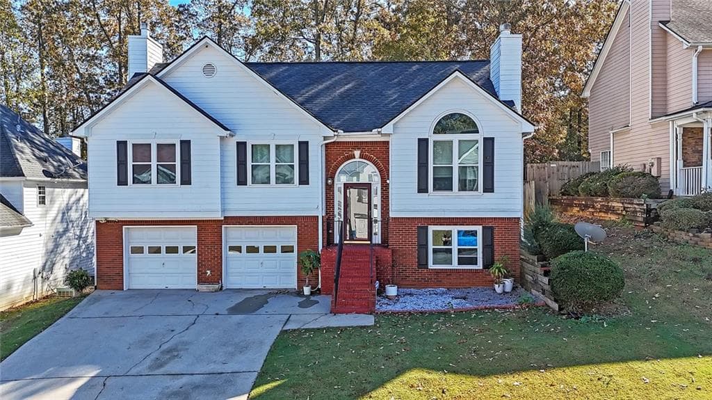 4 bedroom, 3 bathroom, 2,230 sq ft single family residence sold at 140 Oak Vista Court, Lawrenceville, GA 30044