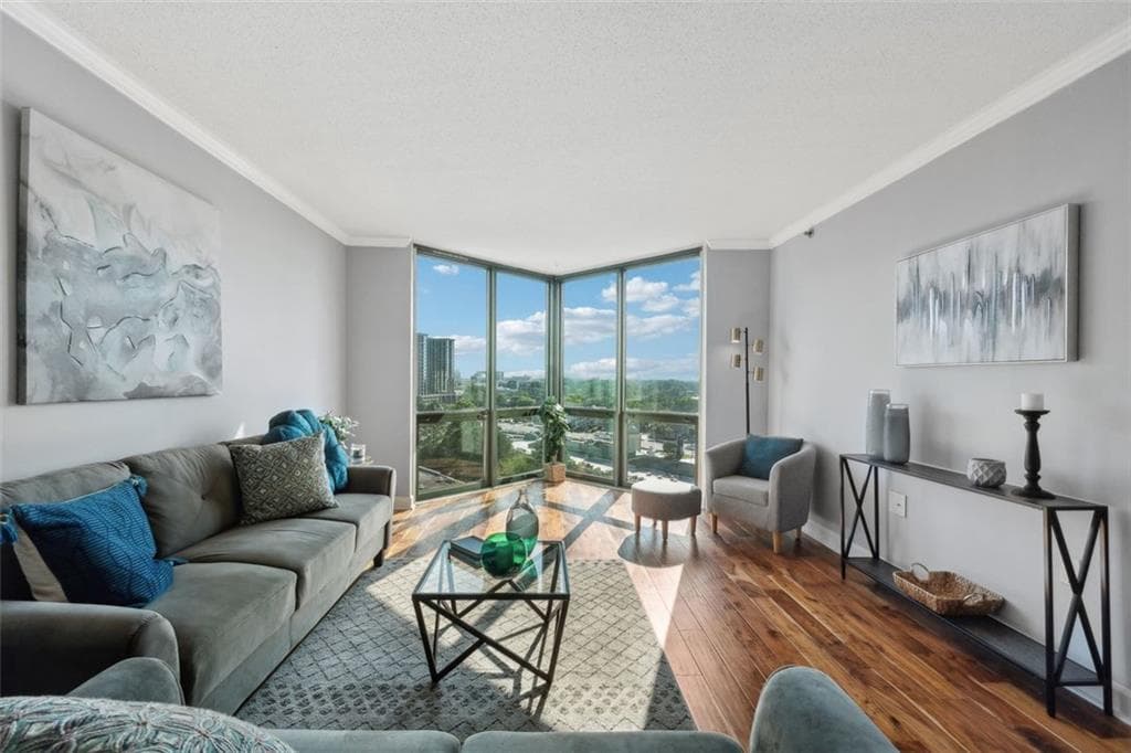 1 bedroom, 1 bathroom, 807 sq ft condominium sold at 2870 PHARR COURT SOUTH 1604, Atlanta, GA 30305