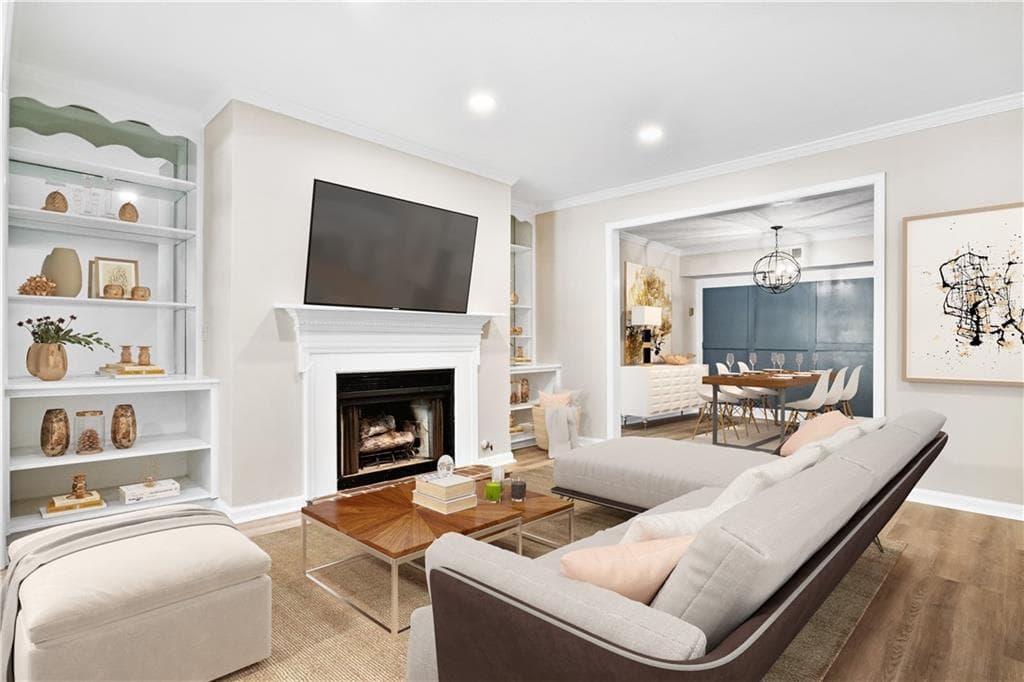 2 bedroom, 2 bathroom condominium sold at 1943 Brian Way, Decatur, GA 30033