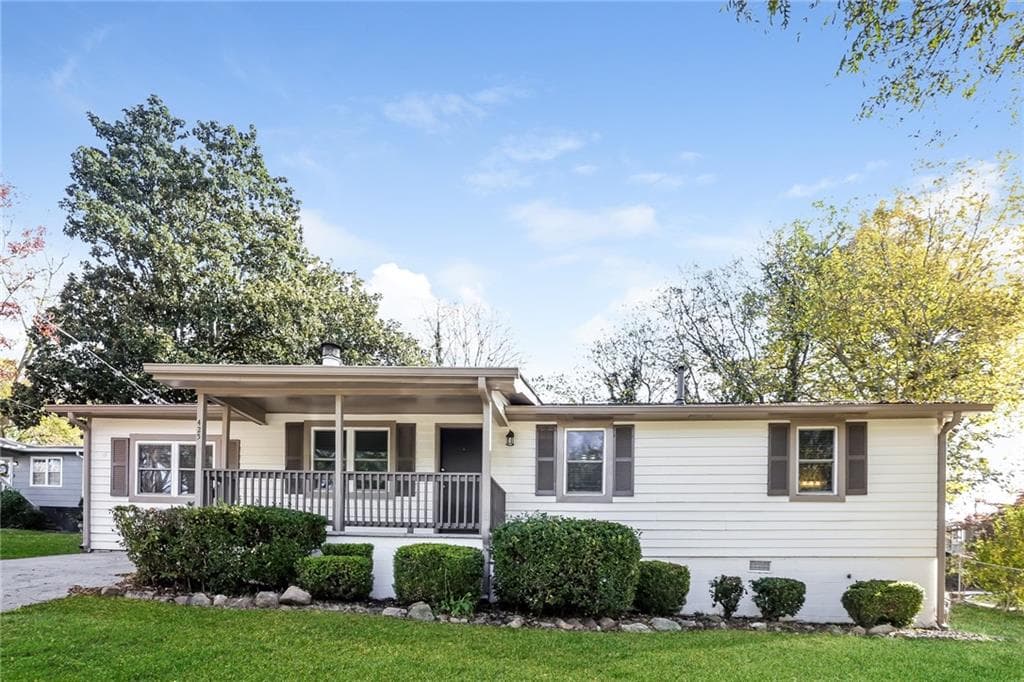 3 bedroom, 2 bathroom single family residence sold at 425 Fort Street, Marietta, GA 30060