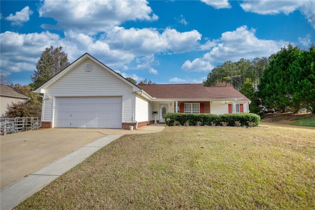 3 bedroom, 2 bathroom, 1,805 sq ft single family residence sold at 1244 Persimmon Place Drive, Bethlehem, GA 30620