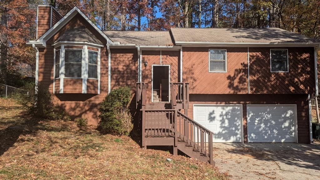 4 bedroom, 2 bathroom, 2,171 sq ft single family residence sold at 5570 Deerfield Place, Kennesaw, GA 30144