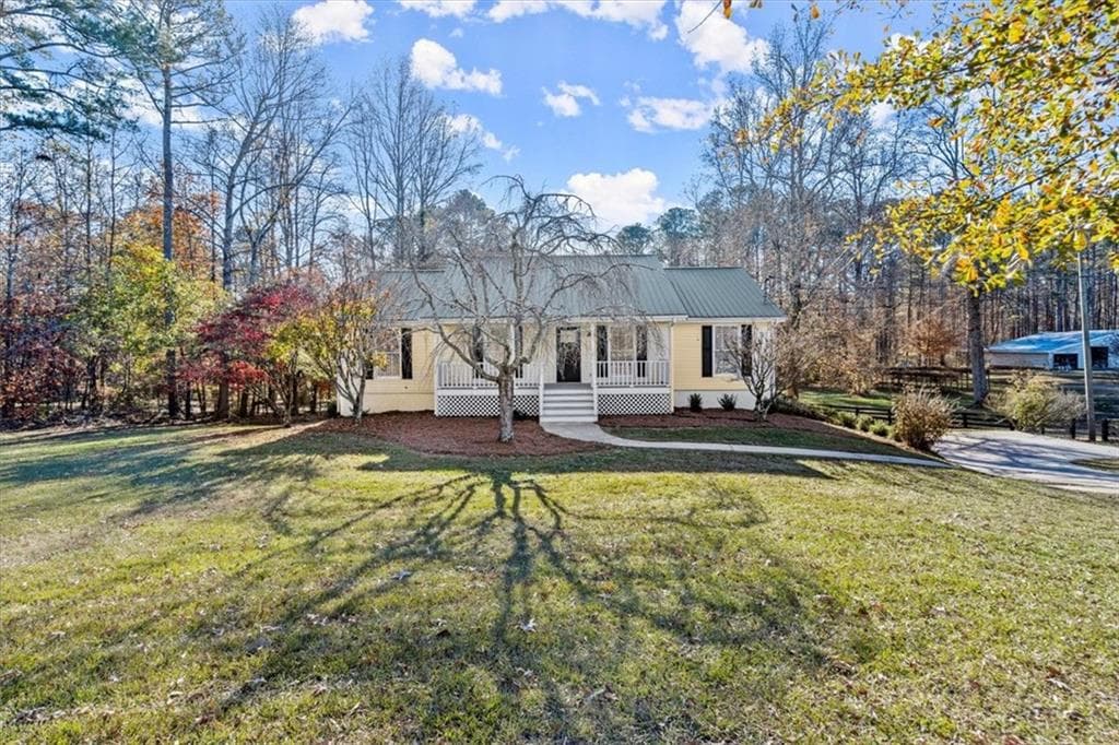 3 bedroom, 2 bathroom single family residence sold at 19035 Birmingham Highway, Alpharetta, GA 30004